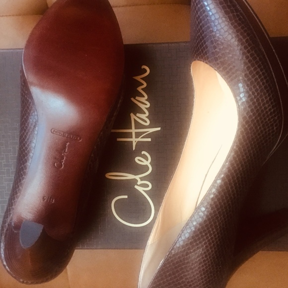Cole Haan Shoes - Picture 2 of 2
